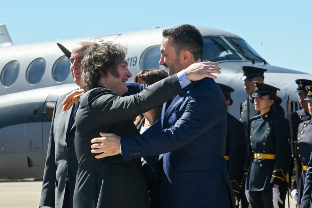 Con el apoyo del Presidente, Luis Petri lidera la modernización de la defensa nacional con la incorporación del&nbsp;F-16